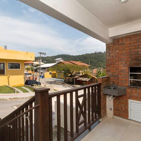 בומבינאס Residencial Los Abuelos מראה חיצוני תמונה